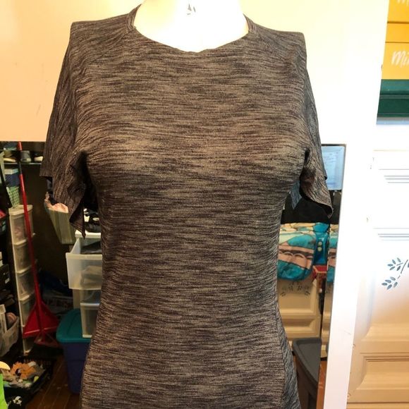 Lululemon  & go Take -off Tee - Picture 3 of 7